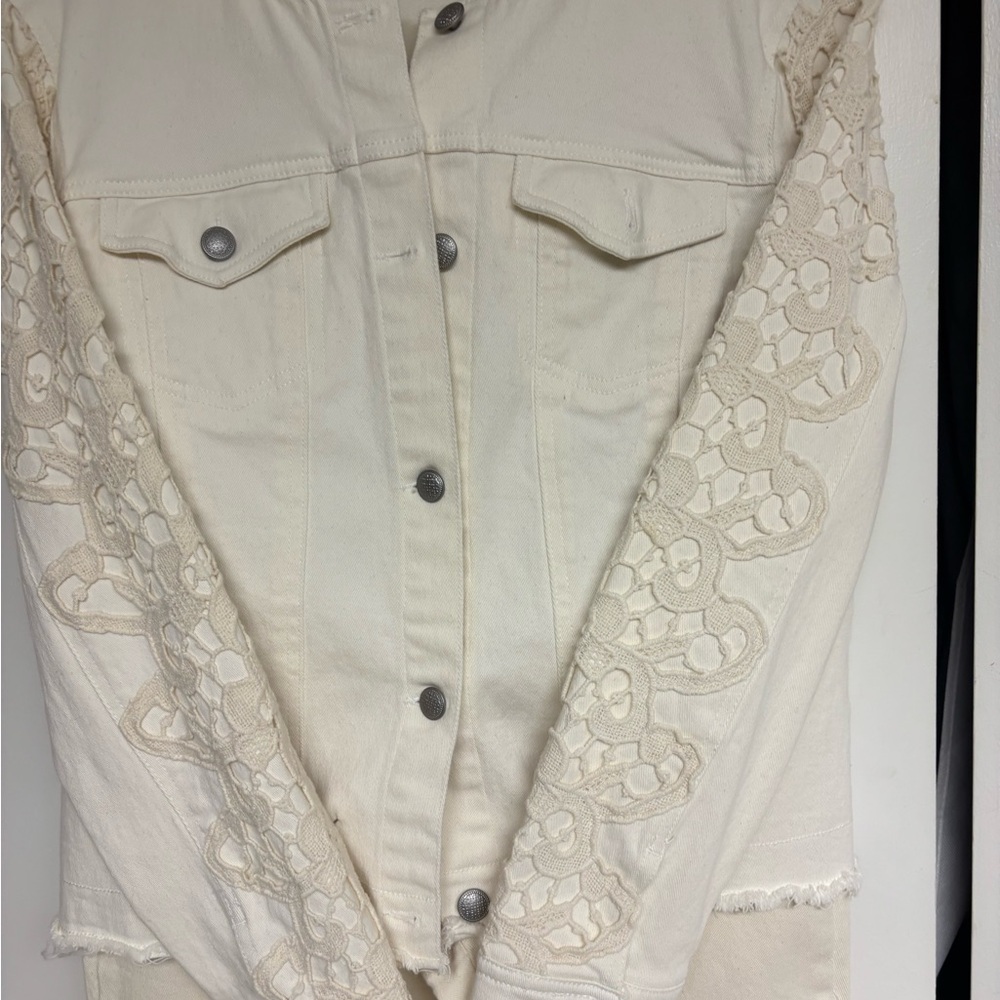 Skye's the Limit Cream Cropped Jeans